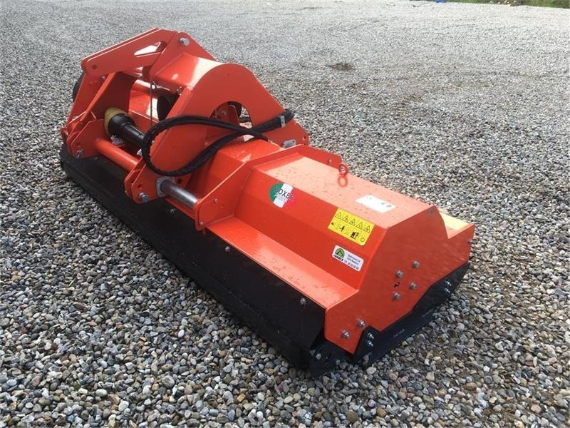 Boxer AG 2800 front og bagmonteret  - Malčer sa čekićima: slika Boxer AG 2800 front og bagmonteret  - Malčer sa čekićima Boxer AG 2800 front og bagmonteret  - Malčer sa čekićima: slika Boxer AG 2800 front og bagmonteret  - Malčer sa čekićima