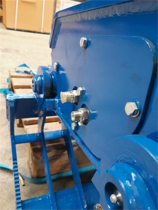 Daubjerg 2-3.5 tons - Grajfer: slika Daubjerg 2-3.5 tons - Grajfer Daubjerg 2-3.5 tons - Grajfer: slika Daubjerg 2-3.5 tons - Grajfer