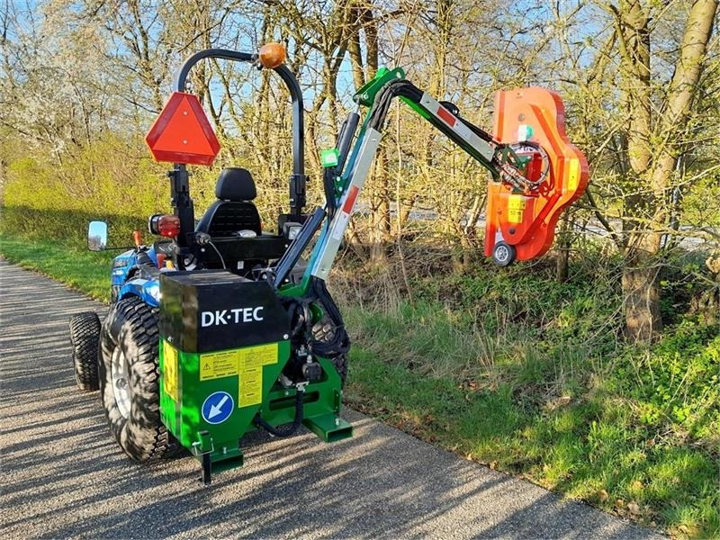 Dk-Tec med fjernbetjening - Kranska kosilica: slika Dk-Tec med fjernbetjening - Kranska kosilica Dk-Tec med fjernbetjening - Kranska kosilica: slika Dk-Tec med fjernbetjening - Kranska kosilica