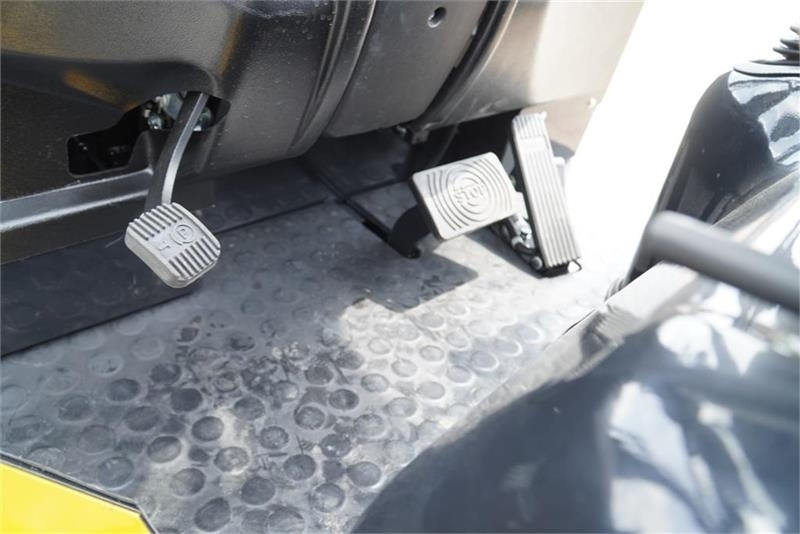 Eurotrac El truck - Električni viličar: slika Eurotrac El truck - Električni viličar Eurotrac El truck - Električni viličar: slika Eurotrac El truck - Električni viličar