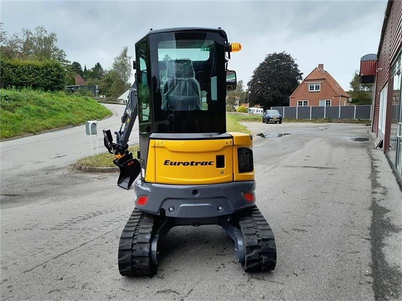 Eurotrac HE26-ER FABRIKSNY KAMPAGNE PRIS - Mini bager: slika Eurotrac HE26-ER FABRIKSNY KAMPAGNE PRIS - Mini bager Eurotrac HE26-ER FABRIKSNY KAMPAGNE PRIS - Mini bager: slika Eurotrac HE26-ER FABRIKSNY KAMPAGNE PRIS - Mini bager