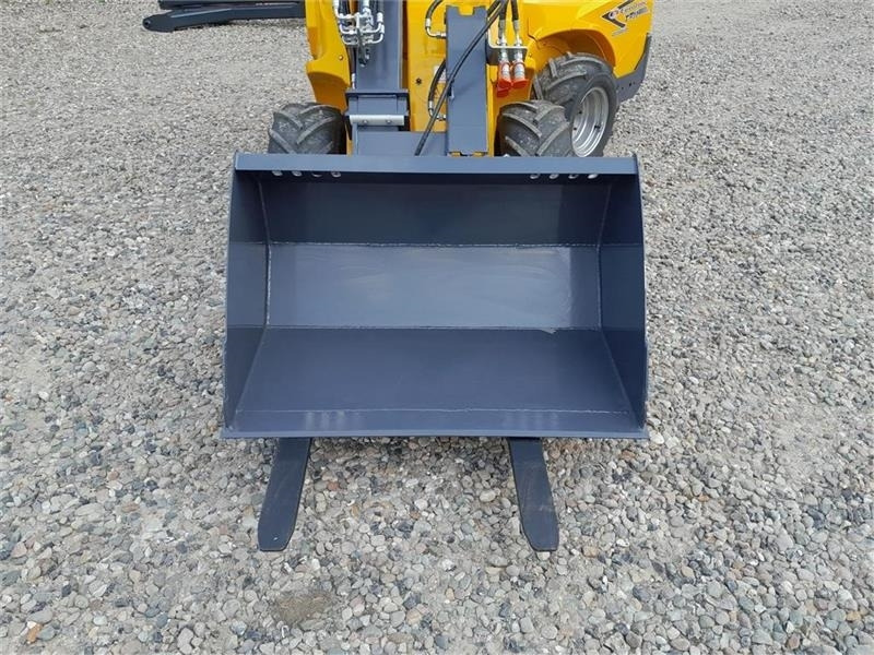 Eurotrac W11 Teleskop - Teleskopski utovarivač na kotačima: slika Eurotrac W11 Teleskop - Teleskopski utovarivač na kotačima Eurotrac W11 Teleskop - Teleskopski utovarivač na kotačima: slika Eurotrac W11 Teleskop - Teleskopski utovarivač na kotačima