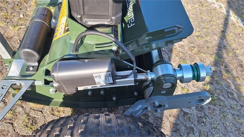 Faunamaster FM130 - Vrtna kosilica: slika Faunamaster FM130 - Vrtna kosilica Faunamaster FM130 - Vrtna kosilica: slika Faunamaster FM130 - Vrtna kosilica