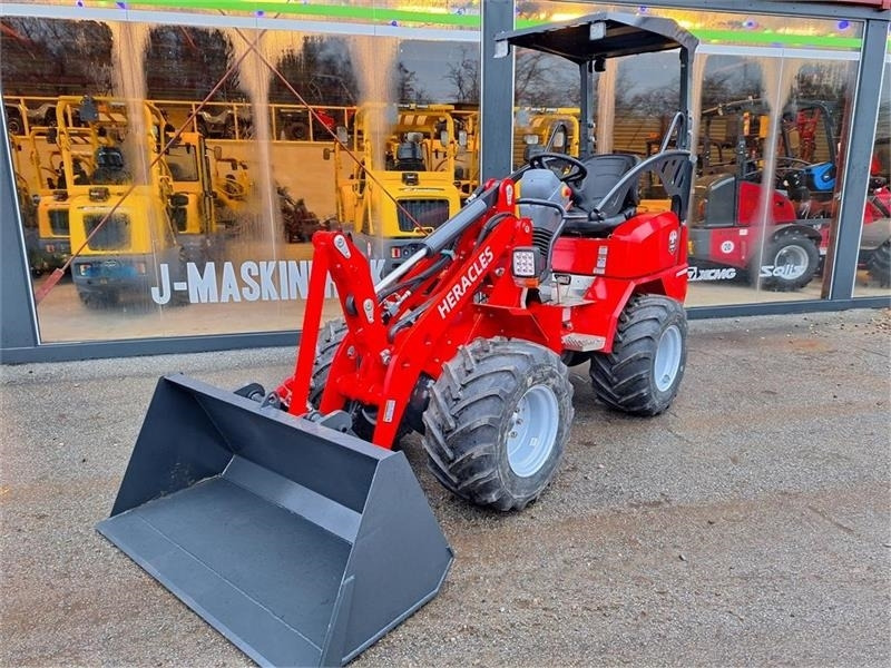 Heracles H190 LØFTER 1500KG - Zglobni utovarivač: slika Heracles H190 LØFTER 1500KG - Zglobni utovarivač Heracles H190 LØFTER 1500KG - Zglobni utovarivač: slika Heracles H190 LØFTER 1500KG - Zglobni utovarivač