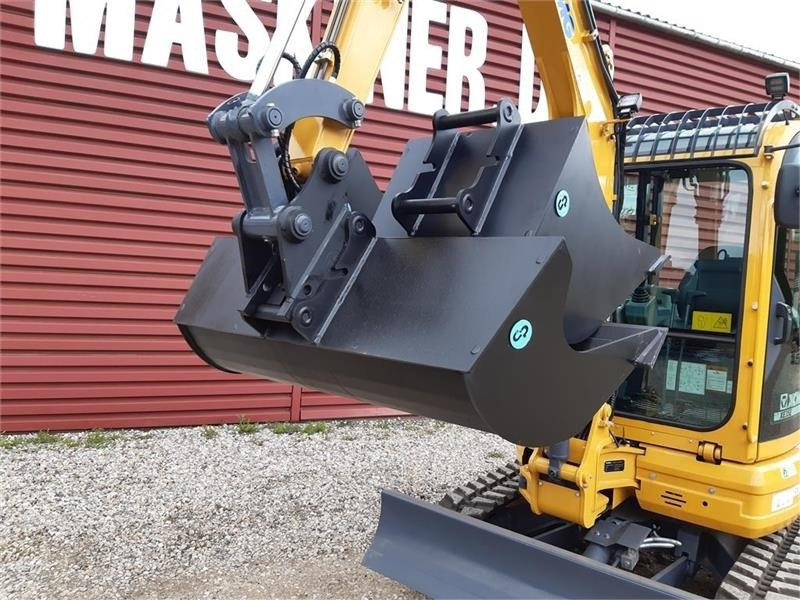 XCMG 4.2 tons - Mini bager: slika XCMG 4.2 tons - Mini bager XCMG 4.2 tons - Mini bager: slika XCMG 4.2 tons - Mini bager