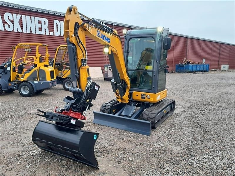 XCMG Xe27e Med rotortilt - Mini bager: slika XCMG Xe27e Med rotortilt - Mini bager XCMG Xe27e Med rotortilt - Mini bager: slika XCMG Xe27e Med rotortilt - Mini bager