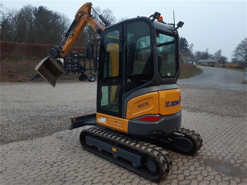 Mini bager XCMG xe27e: slika Mini bager XCMG xe27e