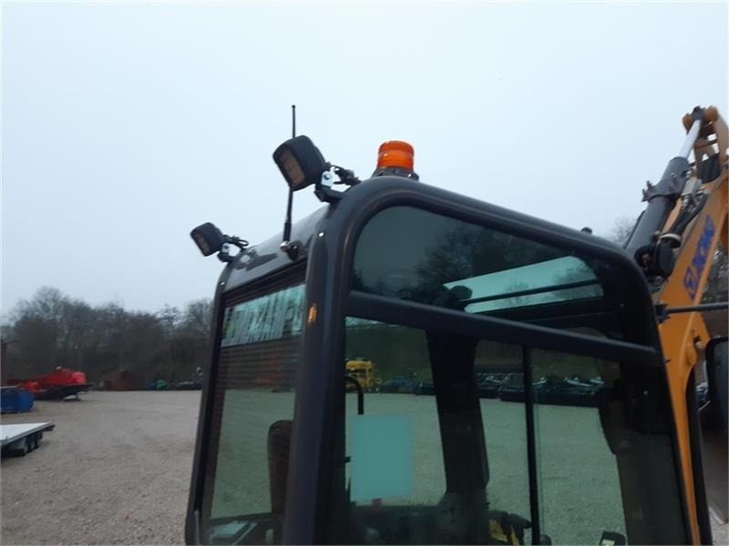 Mini bager XCMG xe27e: slika Mini bager XCMG xe27e
