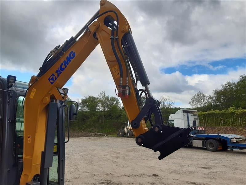 XCMG xe27e - Mini bager: slika XCMG xe27e - Mini bager XCMG xe27e - Mini bager: slika XCMG xe27e - Mini bager