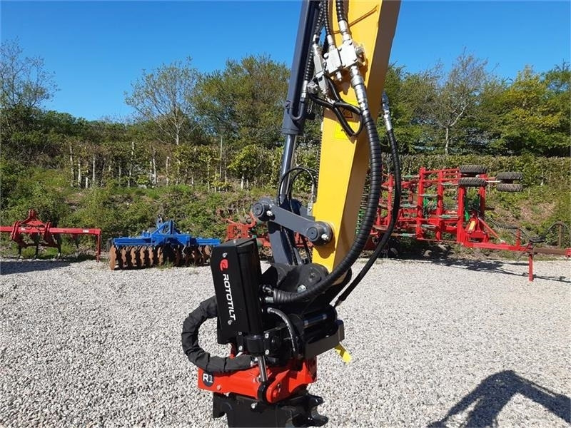 XCMG xe27e med rototilt - Mini bager: slika XCMG xe27e med rototilt - Mini bager XCMG xe27e med rototilt - Mini bager: slika XCMG xe27e med rototilt - Mini bager