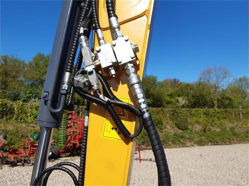 XCMG xe27e med rototilt - Mini bager: slika XCMG xe27e med rototilt - Mini bager XCMG xe27e med rototilt - Mini bager: slika XCMG xe27e med rototilt - Mini bager