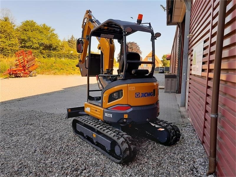 XCMG xe27e u/hus - Mini bager: slika XCMG xe27e u/hus - Mini bager XCMG xe27e u/hus - Mini bager: slika XCMG xe27e u/hus - Mini bager