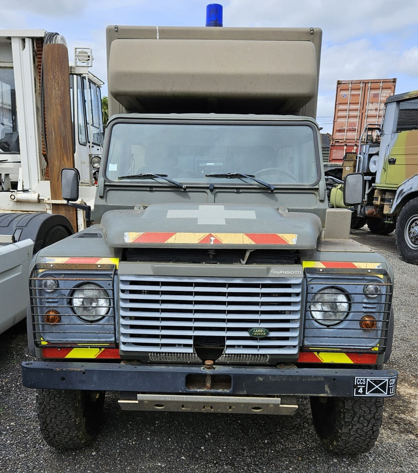 LAND ROVER Défender Ambulance - Dostavno vozilo: slika LAND ROVER Défender Ambulance - Dostavno vozilo LAND ROVER Défender Ambulance - Dostavno vozilo: slika LAND ROVER Défender Ambulance - Dostavno vozilo