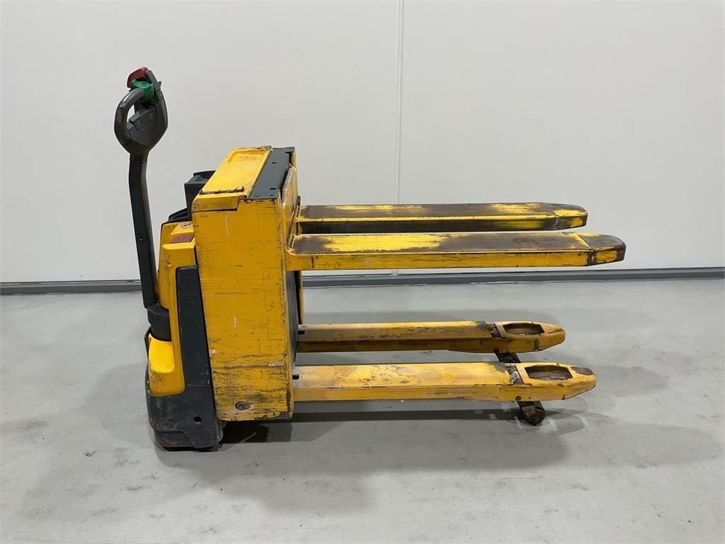 Jungheinrich EJE C20  - Paletni viličar: slika Jungheinrich EJE C20  - Paletni viličar Jungheinrich EJE C20  - Paletni viličar: slika Jungheinrich EJE C20  - Paletni viličar