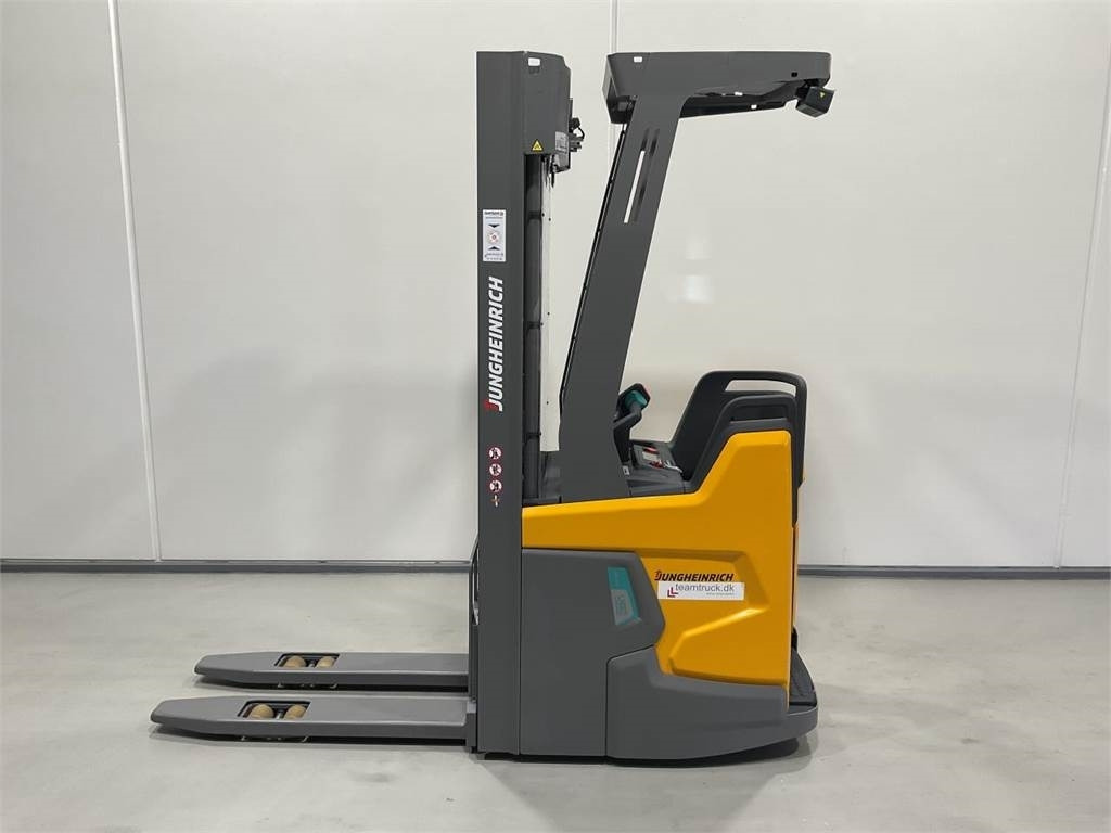 Jungheinrich ERC 214I - Slagač stoga: slika Jungheinrich ERC 214I - Slagač stoga Jungheinrich ERC 214I - Slagač stoga: slika Jungheinrich ERC 214I - Slagač stoga