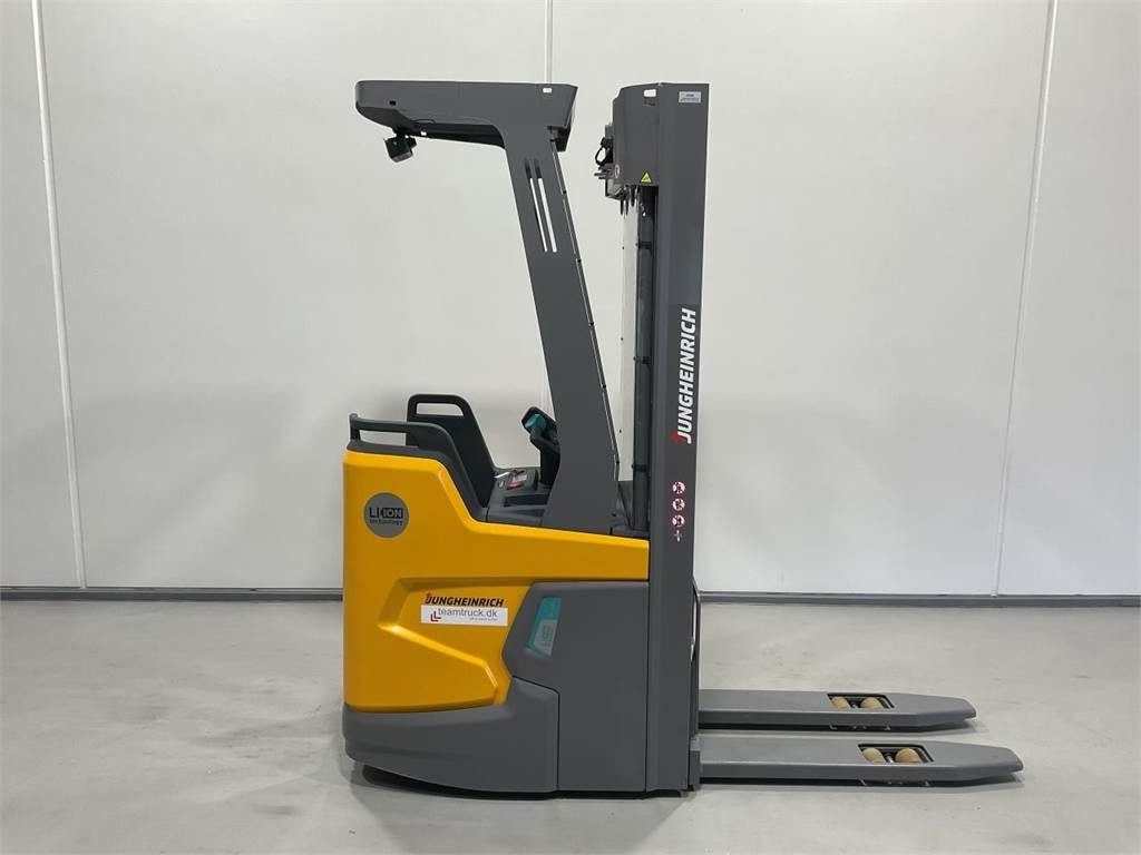 Jungheinrich ERC 214I - Slagač stoga: slika Jungheinrich ERC 214I - Slagač stoga Jungheinrich ERC 214I - Slagač stoga: slika Jungheinrich ERC 214I - Slagač stoga