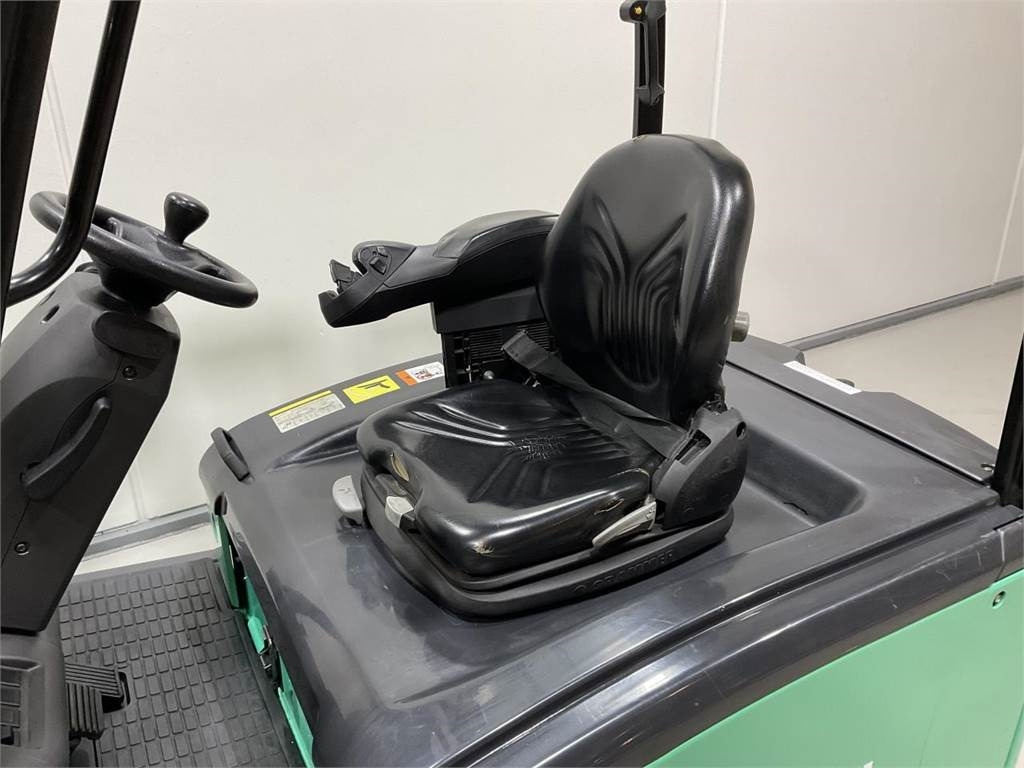 Mitsubishi FB18PNT - Električni viličar: slika Mitsubishi FB18PNT - Električni viličar Mitsubishi FB18PNT - Električni viličar: slika Mitsubishi FB18PNT - Električni viličar