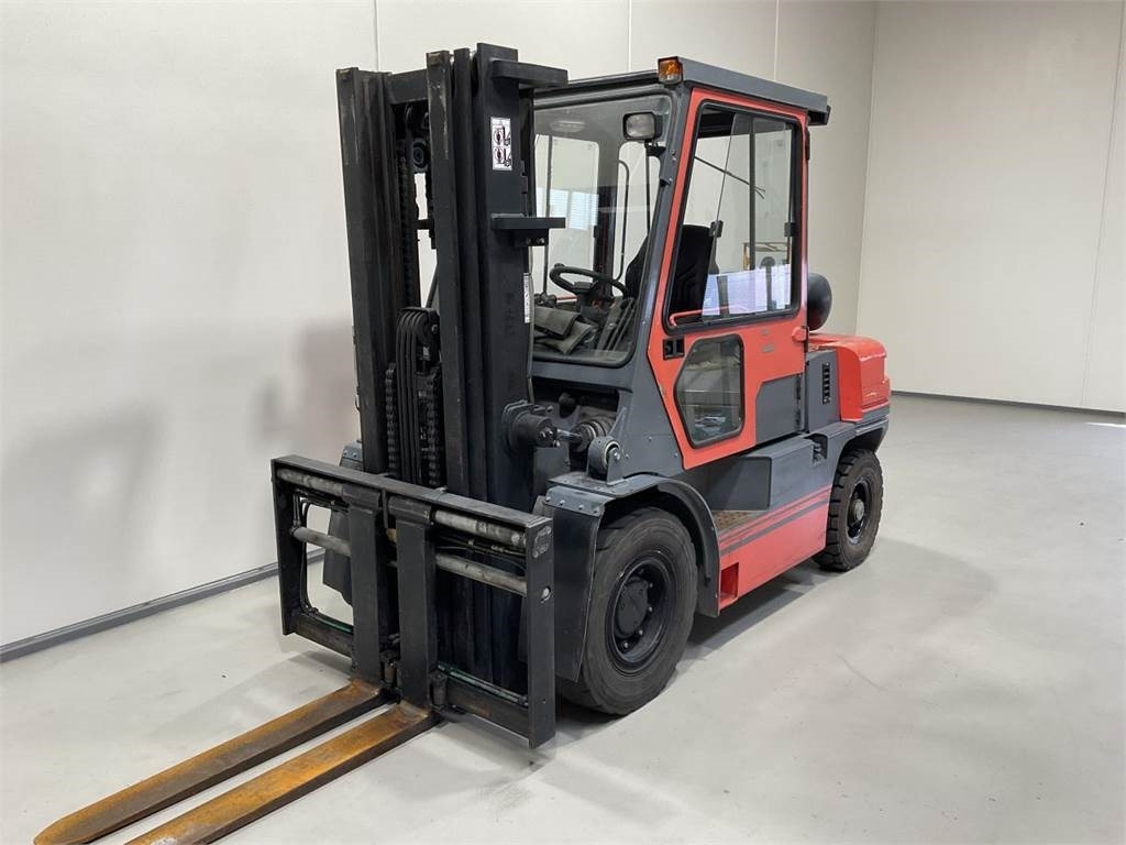 Tailift FG40 - Plinski viličar: slika Tailift FG40 - Plinski viličar Tailift FG40 - Plinski viličar: slika Tailift FG40 - Plinski viličar