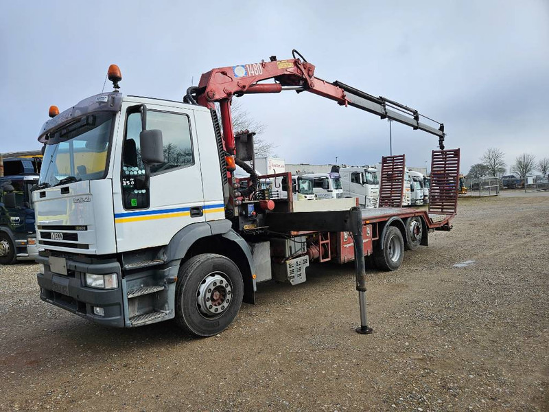 Iveco Eurotech 6x2 // transport // HMF 1483 K3 - Autotransporter, Kamion s kranom: slika Iveco Eurotech 6x2 // transport // HMF 1483 K3 - Autotransporter, Kamion s kranom Iveco Eurotech 6x2 // transport // HMF 1483 K3 - Autotransporter, Kamion s kranom: slika Iveco Eurotech 6x2 // transport // HMF 1483 K3 - Autotransporter, Kamion s kranom
