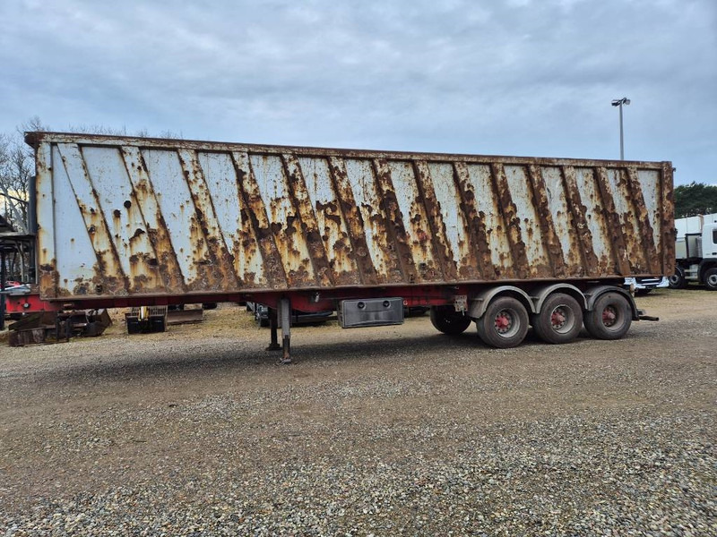 KEL-BERG 71 M3 // Tipper - Kiper poluprikolica: slika KEL-BERG 71 M3 // Tipper - Kiper poluprikolica KEL-BERG 71 M3 // Tipper - Kiper poluprikolica: slika KEL-BERG 71 M3 // Tipper - Kiper poluprikolica