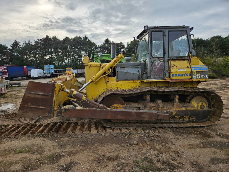 Komatsu D 65 E-8 //Good condition// - Buldožer: slika Komatsu D 65 E-8 //Good condition// - Buldožer Komatsu D 65 E-8 //Good condition// - Buldožer: slika Komatsu D 65 E-8 //Good condition// - Buldožer