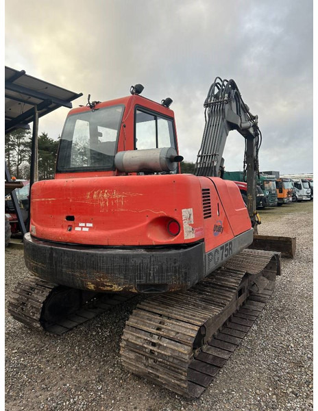 Komatsu PC 75 - Mini bager: slika Komatsu PC 75 - Mini bager Komatsu PC 75 - Mini bager: slika Komatsu PC 75 - Mini bager