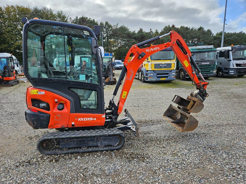 Kubota KX 19-4 //Tiltman // 3 buckets - Mini bager: slika Kubota KX 19-4 //Tiltman // 3 buckets - Mini bager Kubota KX 19-4 //Tiltman // 3 buckets - Mini bager: slika Kubota KX 19-4 //Tiltman // 3 buckets - Mini bager