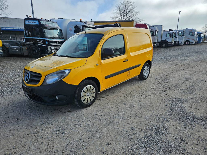 Mercedes-Benz Citan 108 1,5 CDi Kasten Long - Dostavno vozilo sa zatvorenim sandukom: slika Mercedes-Benz Citan 108 1,5 CDi Kasten Long - Dostavno vozilo sa zatvorenim sandukom Mercedes-Benz Citan 108 1,5 CDi Kasten Long - Dostavno vozilo sa zatvorenim sandukom: slika Mercedes-Benz Citan 108 1,5 CDi Kasten Long - Dostavno vozilo sa zatvorenim sandukom