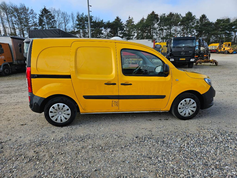 Mercedes-Benz Citan 108 1,5 CDi Kasten Long - Dostavno vozilo sa zatvorenim sandukom: slika Mercedes-Benz Citan 108 1,5 CDi Kasten Long - Dostavno vozilo sa zatvorenim sandukom Mercedes-Benz Citan 108 1,5 CDi Kasten Long - Dostavno vozilo sa zatvorenim sandukom: slika Mercedes-Benz Citan 108 1,5 CDi Kasten Long - Dostavno vozilo sa zatvorenim sandukom
