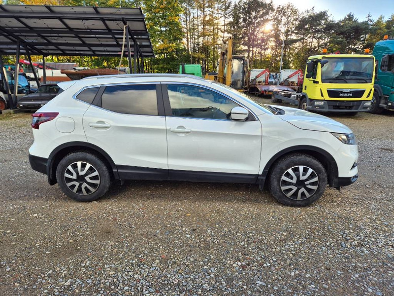 Nissan QASHQAI 1,5 dCi 115 Tekna DCT Van 5d - Dostavno vozilo sa zatvorenim sandukom: slika Nissan QASHQAI 1,5 dCi 115 Tekna DCT Van 5d - Dostavno vozilo sa zatvorenim sandukom Nissan QASHQAI 1,5 dCi 115 Tekna DCT Van 5d - Dostavno vozilo sa zatvorenim sandukom: slika Nissan QASHQAI 1,5 dCi 115 Tekna DCT Van 5d - Dostavno vozilo sa zatvorenim sandukom