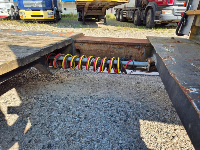 Nooteboom Machine trailer W/ extendable bed & Hyd Ramps - Poluprikolica s niskim utovarivačem: slika Nooteboom Machine trailer W/ extendable bed & Hyd Ramps - Poluprikolica s niskim utovarivačem Nooteboom Machine trailer W/ extendable bed & Hyd Ramps - Poluprikolica s niskim utovarivačem: slika Nooteboom Machine trailer W/ extendable bed & Hyd Ramps - Poluprikolica s niskim utovarivačem