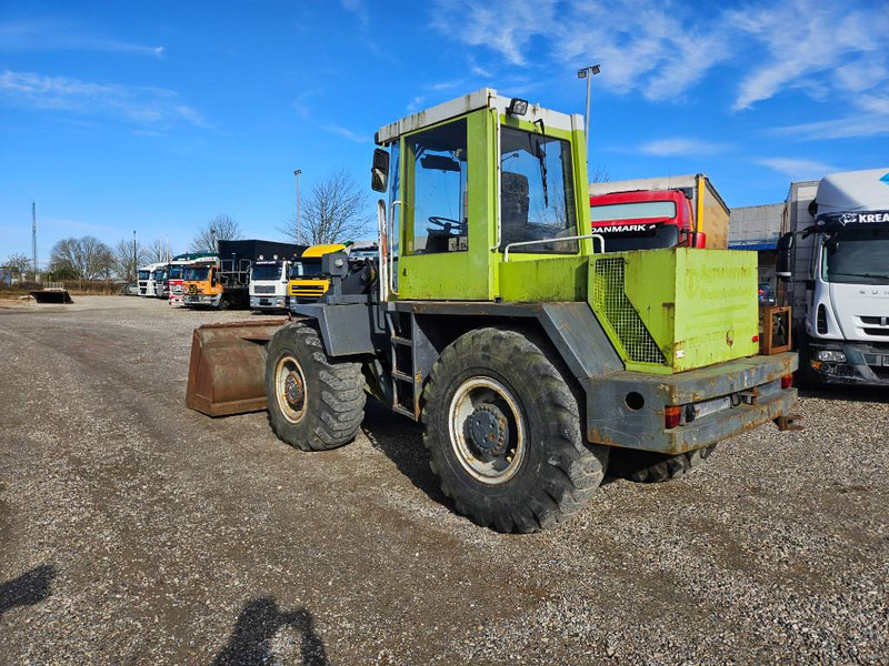 O & K L 15 + Bucket + Quickshift - Utovarivač na kotačima: slika O & K L 15 + Bucket + Quickshift - Utovarivač na kotačima O & K L 15 + Bucket + Quickshift - Utovarivač na kotačima: slika O & K L 15 + Bucket + Quickshift - Utovarivač na kotačima