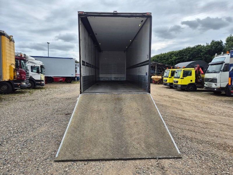 Kamion sandučar Scania R 500 8x2 //Rampe// Underboring: slika Kamion sandučar Scania R 500 8x2 //Rampe// Underboring Kamion sandučar Scania R 500 8x2 //Rampe// Underboring: slika Kamion sandučar Scania R 500 8x2 //Rampe// Underboring