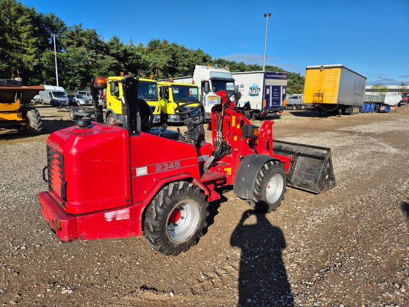 Schäffer 2345 (Bucket/Forks) - Kompaktni utovarivač gusjeničar: slika Schäffer 2345 (Bucket/Forks) - Kompaktni utovarivač gusjeničar Schäffer 2345 (Bucket/Forks) - Kompaktni utovarivač gusjeničar: slika Schäffer 2345 (Bucket/Forks) - Kompaktni utovarivač gusjeničar