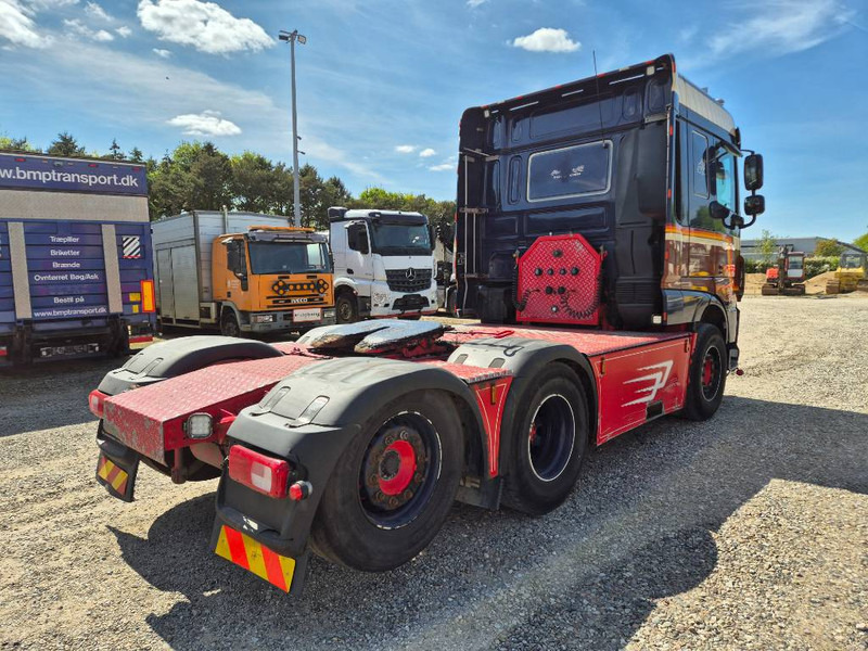 DAF XF 530 // Big Hydraulic // special interior - Tegljač: slika DAF XF 530 // Big Hydraulic // special interior - Tegljač DAF XF 530 // Big Hydraulic // special interior - Tegljač: slika DAF XF 530 // Big Hydraulic // special interior - Tegljač