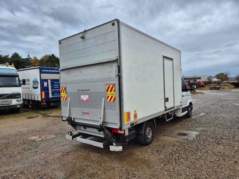 Volkswagen Crafter 35 2,0 TDi 140 / BOX / LIFT - Furgon: slika Volkswagen Crafter 35 2,0 TDi 140 / BOX / LIFT - Furgon Volkswagen Crafter 35 2,0 TDi 140 / BOX / LIFT - Furgon: slika Volkswagen Crafter 35 2,0 TDi 140 / BOX / LIFT - Furgon