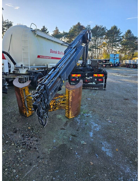 Volvo HIAB 166 E-4 Hipro - Kamion s kranom: slika Volvo HIAB 166 E-4 Hipro - Kamion s kranom Volvo HIAB 166 E-4 Hipro - Kamion s kranom: slika Volvo HIAB 166 E-4 Hipro - Kamion s kranom