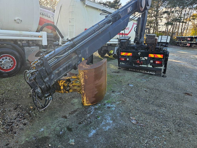 Volvo HIAB 166 E-4 Hipro - Kamion s kranom: slika Volvo HIAB 166 E-4 Hipro - Kamion s kranom Volvo HIAB 166 E-4 Hipro - Kamion s kranom: slika Volvo HIAB 166 E-4 Hipro - Kamion s kranom