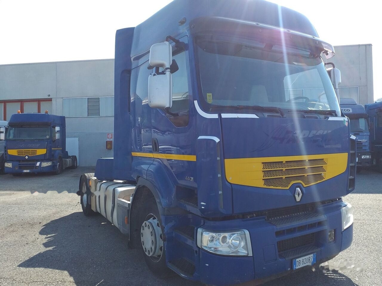 Renault PREMIUM 440 DXI - Tegljač: slika Renault PREMIUM 440 DXI - Tegljač Renault PREMIUM 440 DXI - Tegljač: slika Renault PREMIUM 440 DXI - Tegljač