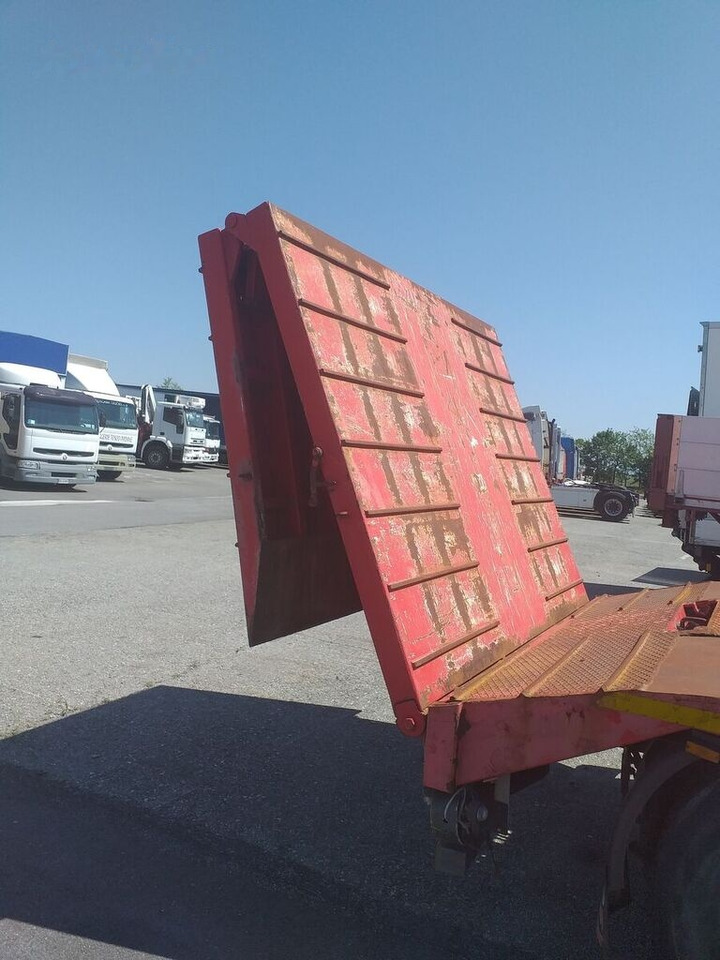 Volvo FL 10.320 - Kamion s otvorenim sandukom: slika Volvo FL 10.320 - Kamion s otvorenim sandukom Volvo FL 10.320 - Kamion s otvorenim sandukom: slika Volvo FL 10.320 - Kamion s otvorenim sandukom