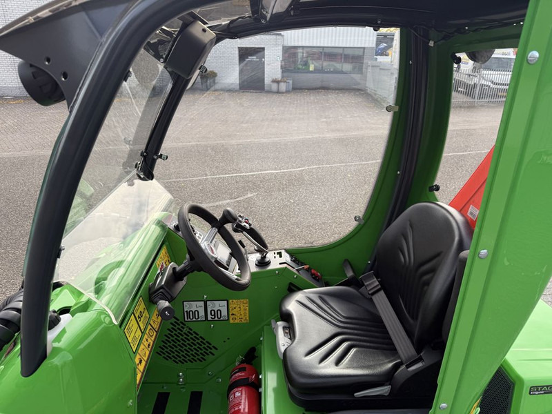 Avant 635i TDS - Utovarivač na kotačima: slika Avant 635i TDS - Utovarivač na kotačima Avant 635i TDS - Utovarivač na kotačima: slika Avant 635i TDS - Utovarivač na kotačima