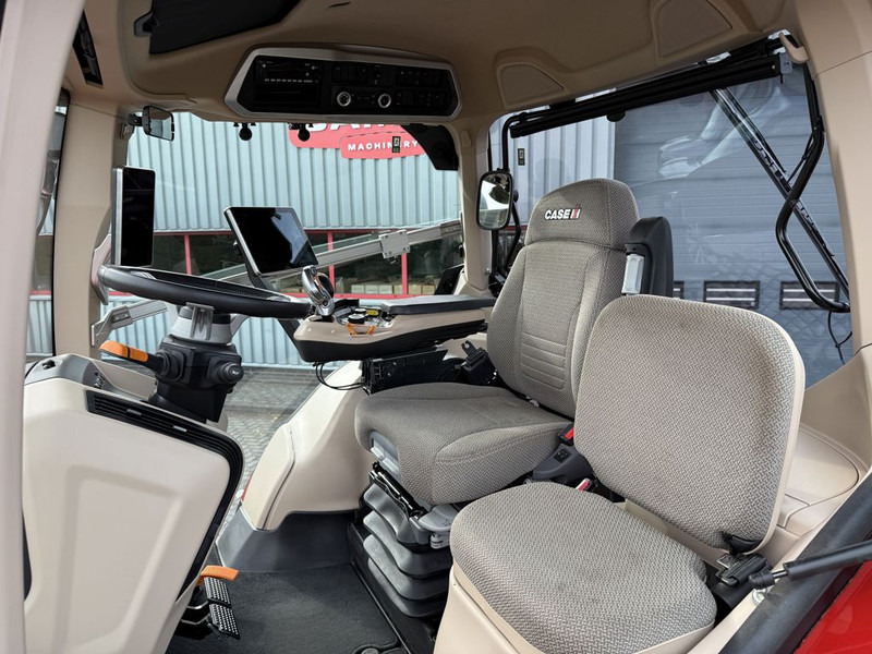 Case IH Puma 240 CVX AFS Connect Stage V - Traktor: slika Case IH Puma 240 CVX AFS Connect Stage V - Traktor Case IH Puma 240 CVX AFS Connect Stage V - Traktor: slika Case IH Puma 240 CVX AFS Connect Stage V - Traktor