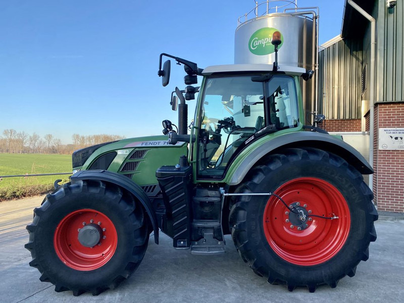 Fendt 718 SCR Profi - Traktor: slika Fendt 718 SCR Profi - Traktor Fendt 718 SCR Profi - Traktor: slika Fendt 718 SCR Profi - Traktor