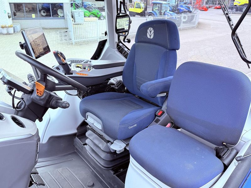 New Holland T7.315 HD New Gen GPS - Građevinski strojevi: slika New Holland T7.315 HD New Gen GPS - Građevinski strojevi New Holland T7.315 HD New Gen GPS - Građevinski strojevi: slika New Holland T7.315 HD New Gen GPS - Građevinski strojevi