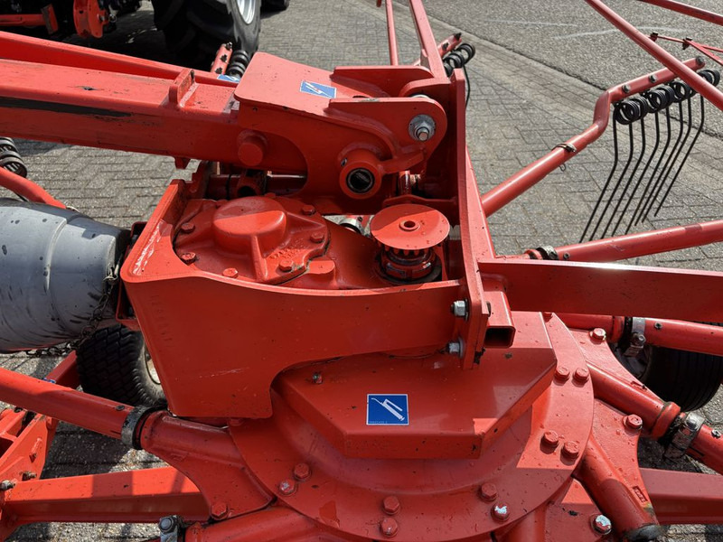 Zakup Kuhn GA8121 Cirkelhark Kuhn GA8121 Cirkelhark: slika Zakup Kuhn GA8121 Cirkelhark Kuhn GA8121 Cirkelhark