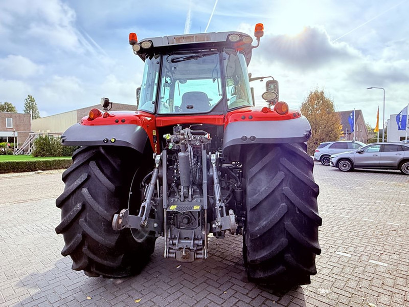 Massey Ferguson 7726S Dyna VT - Traktor: slika Massey Ferguson 7726S Dyna VT - Traktor Massey Ferguson 7726S Dyna VT - Traktor: slika Massey Ferguson 7726S Dyna VT - Traktor