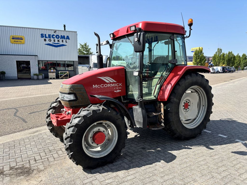 Mc Cormick CX95 - Traktor: slika Mc Cormick CX95 - Traktor Mc Cormick CX95 - Traktor: slika Mc Cormick CX95 - Traktor