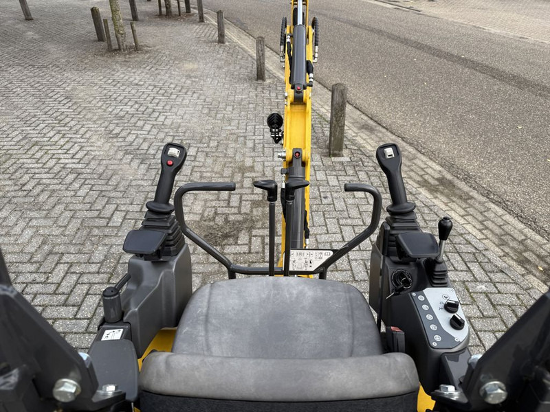 New Holland E14D Minigraver Nieuw/Overjarig - Mini bager: slika New Holland E14D Minigraver Nieuw/Overjarig - Mini bager New Holland E14D Minigraver Nieuw/Overjarig - Mini bager: slika New Holland E14D Minigraver Nieuw/Overjarig - Mini bager