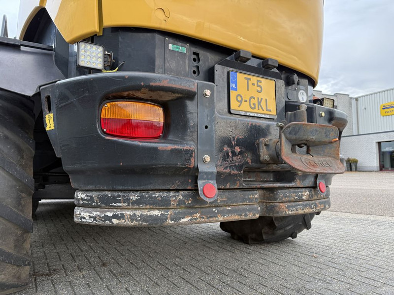 Silažni kombajn New Holland FR9050: slika Silažni kombajn New Holland FR9050