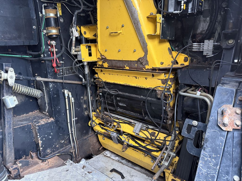 Silažni kombajn New Holland FR9050: slika Silažni kombajn New Holland FR9050